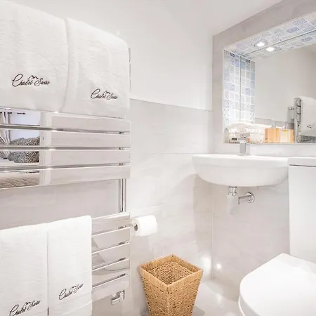 Rose Walls - Luxurious Holiday With Hot Tub Keldhead